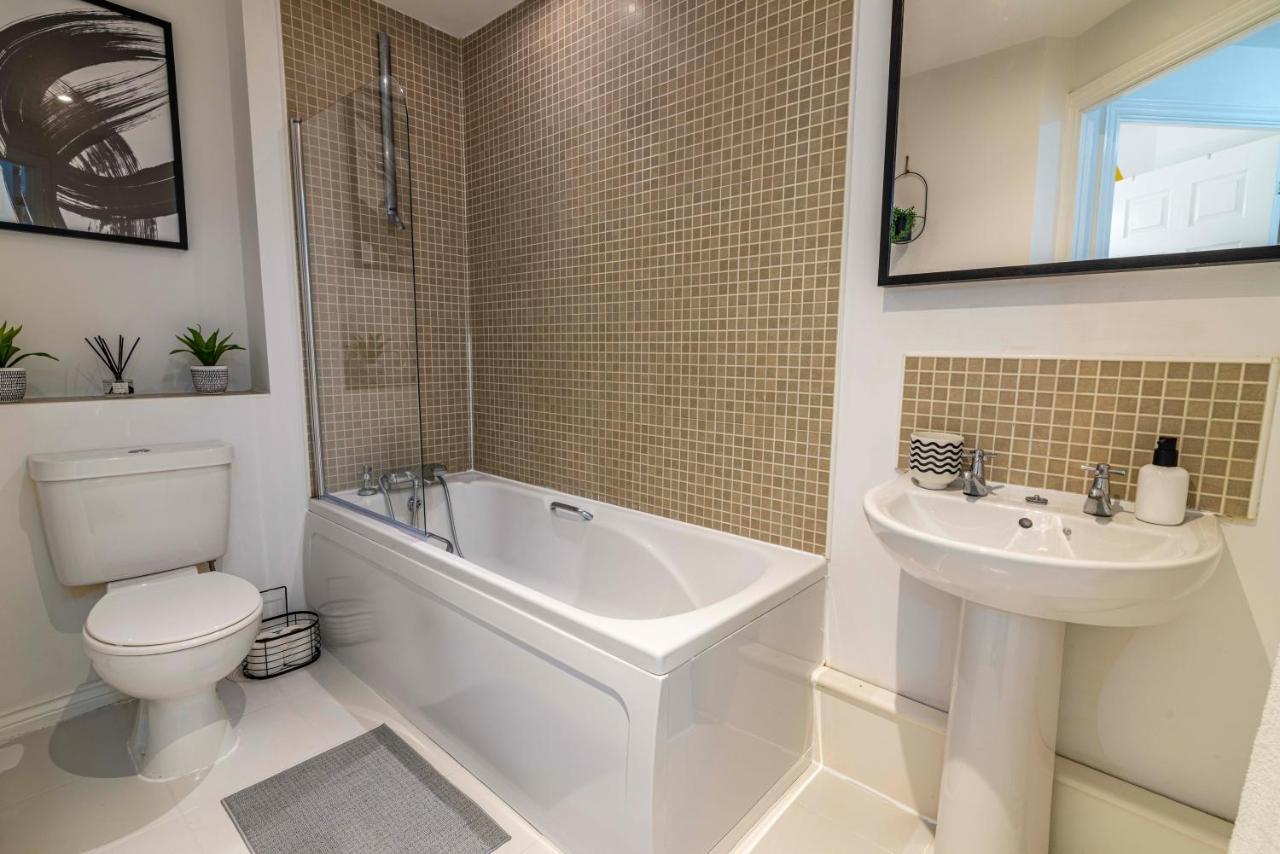 Fantastic Apartment, Short Distance From City Centre, Free Parking ノッティンガム エクステリア 写真